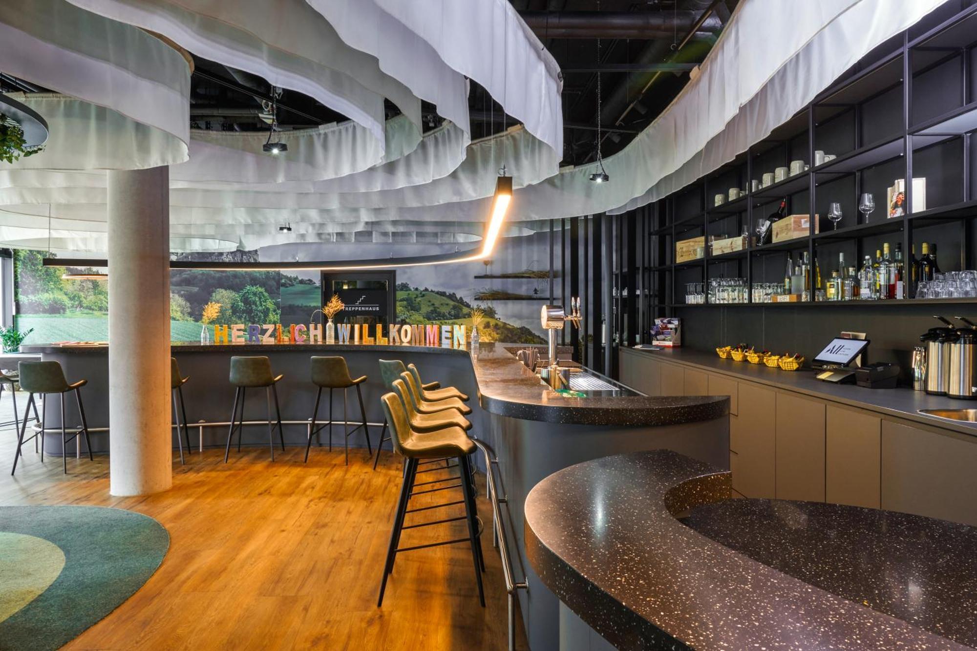 ホテル Ibis Styles ジンゲン エクステリア 写真